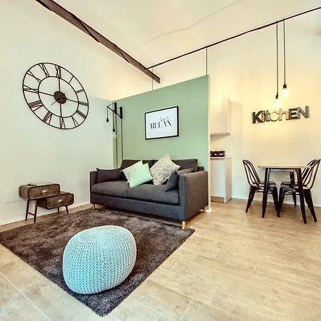 Clock Loft Apartment