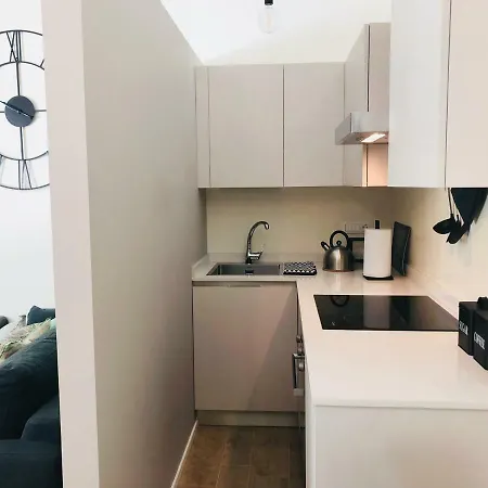 Clock Loft Apartment *